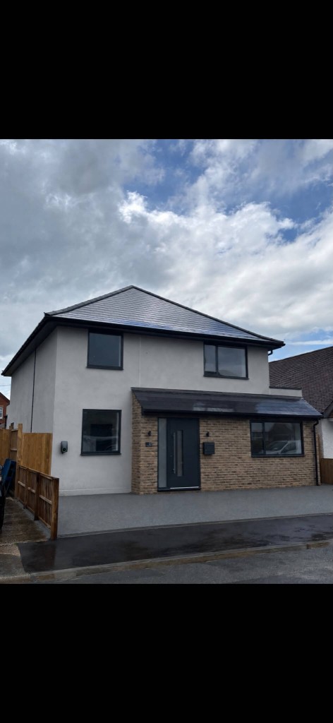 Silicone rendering on a detached house in the Dover area, Kent
